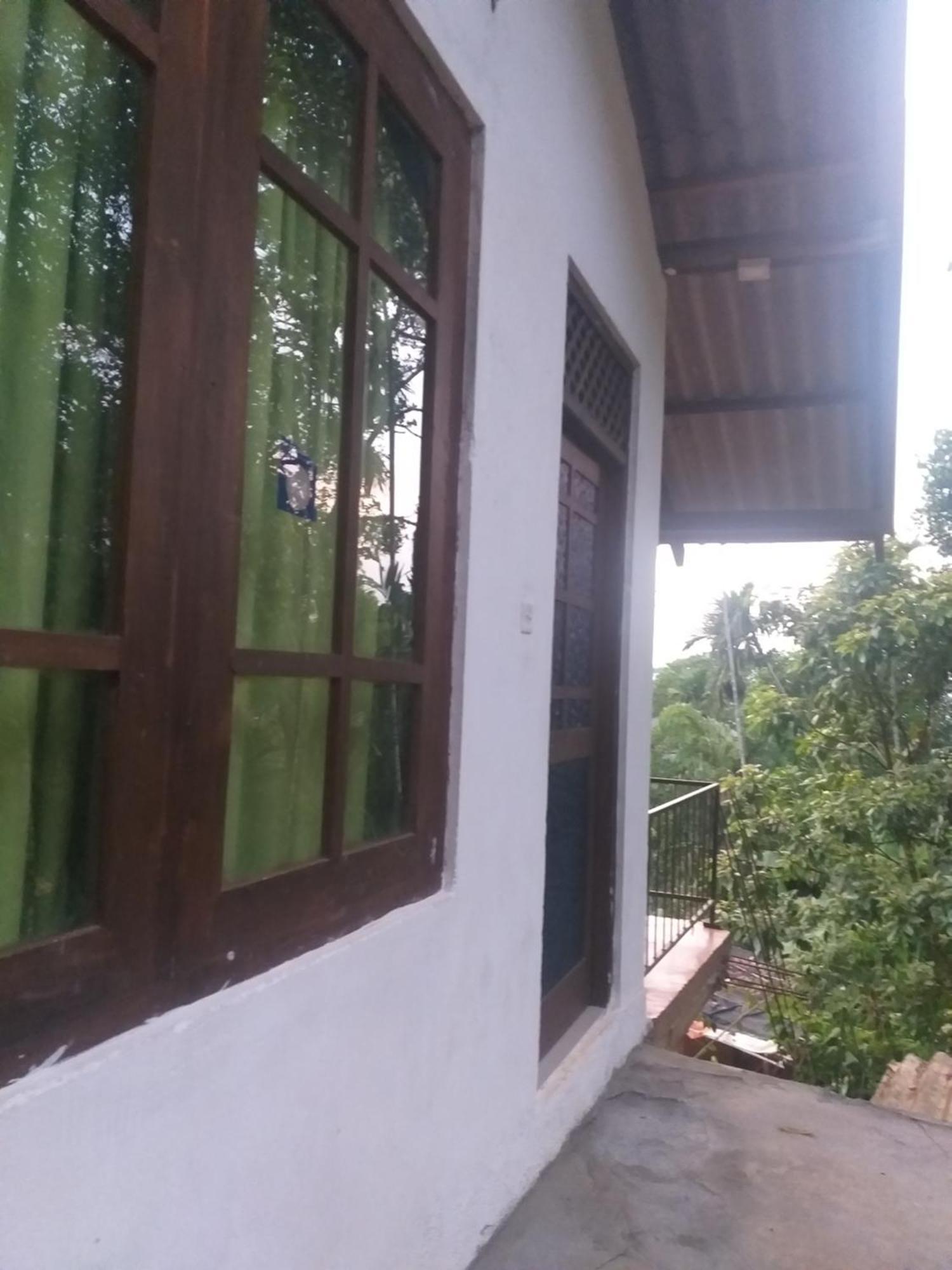 אלה Nine Arch Araliya Homestay מראה חיצוני תמונה